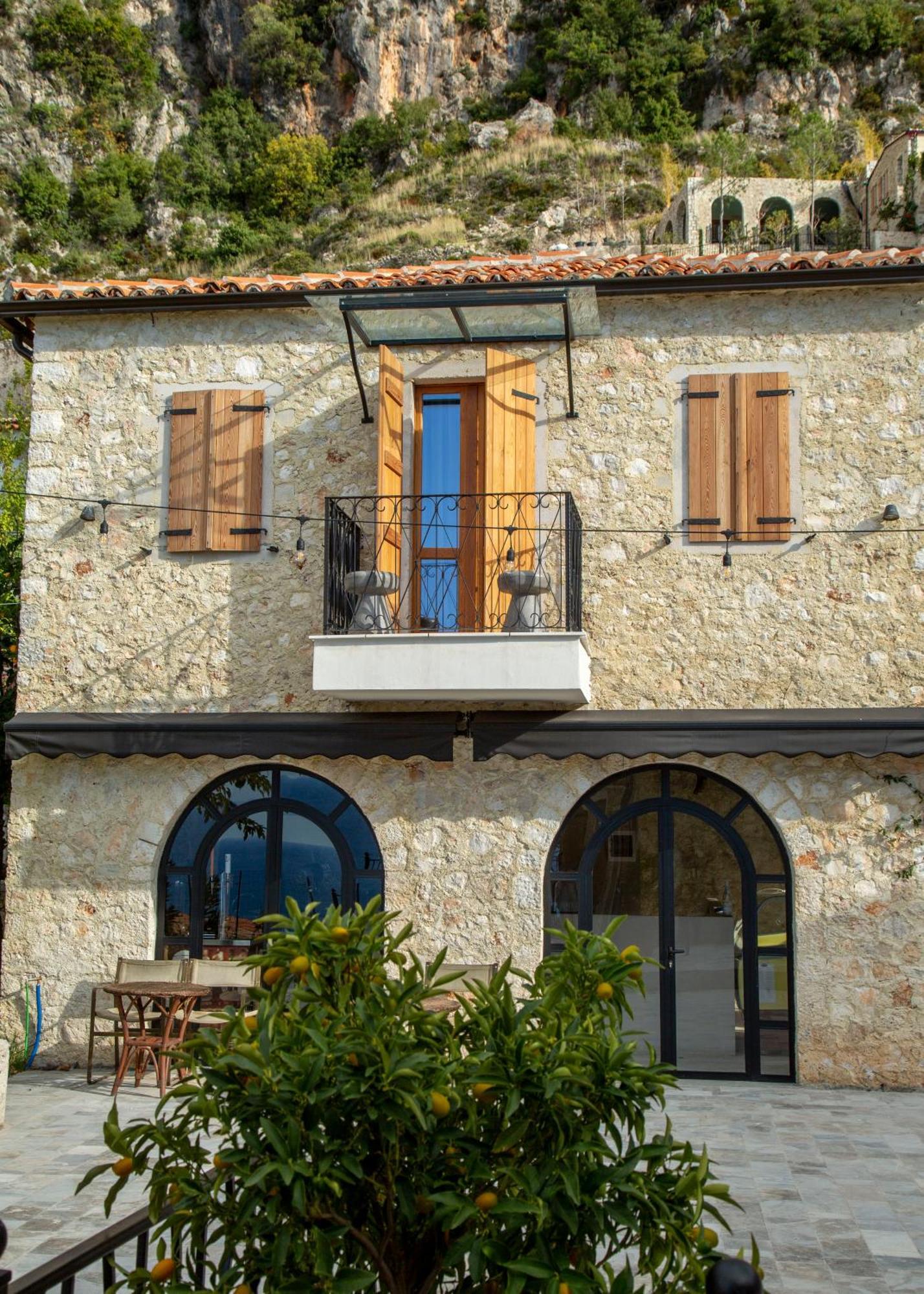 Zoe Hora Ξενοδοχείο Dhërmi Εξωτερικό φωτογραφία